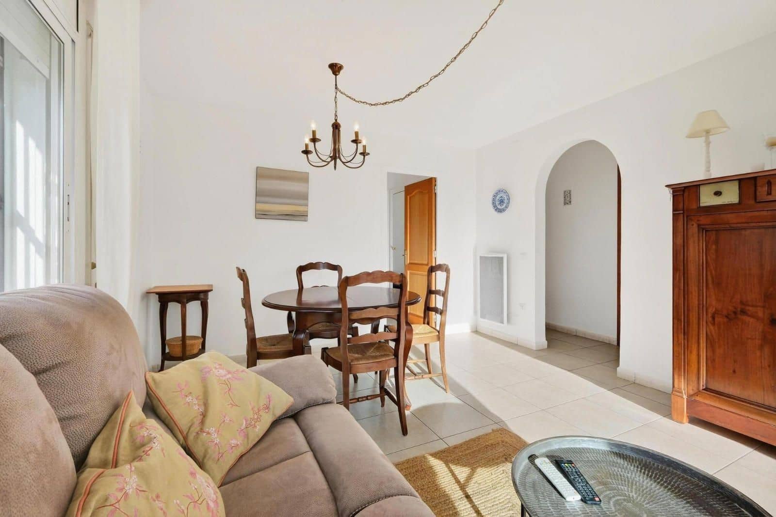 Piso de 2 habitaciones en Roses en venta con garaje - 175.000 € (Ref: 9605534)