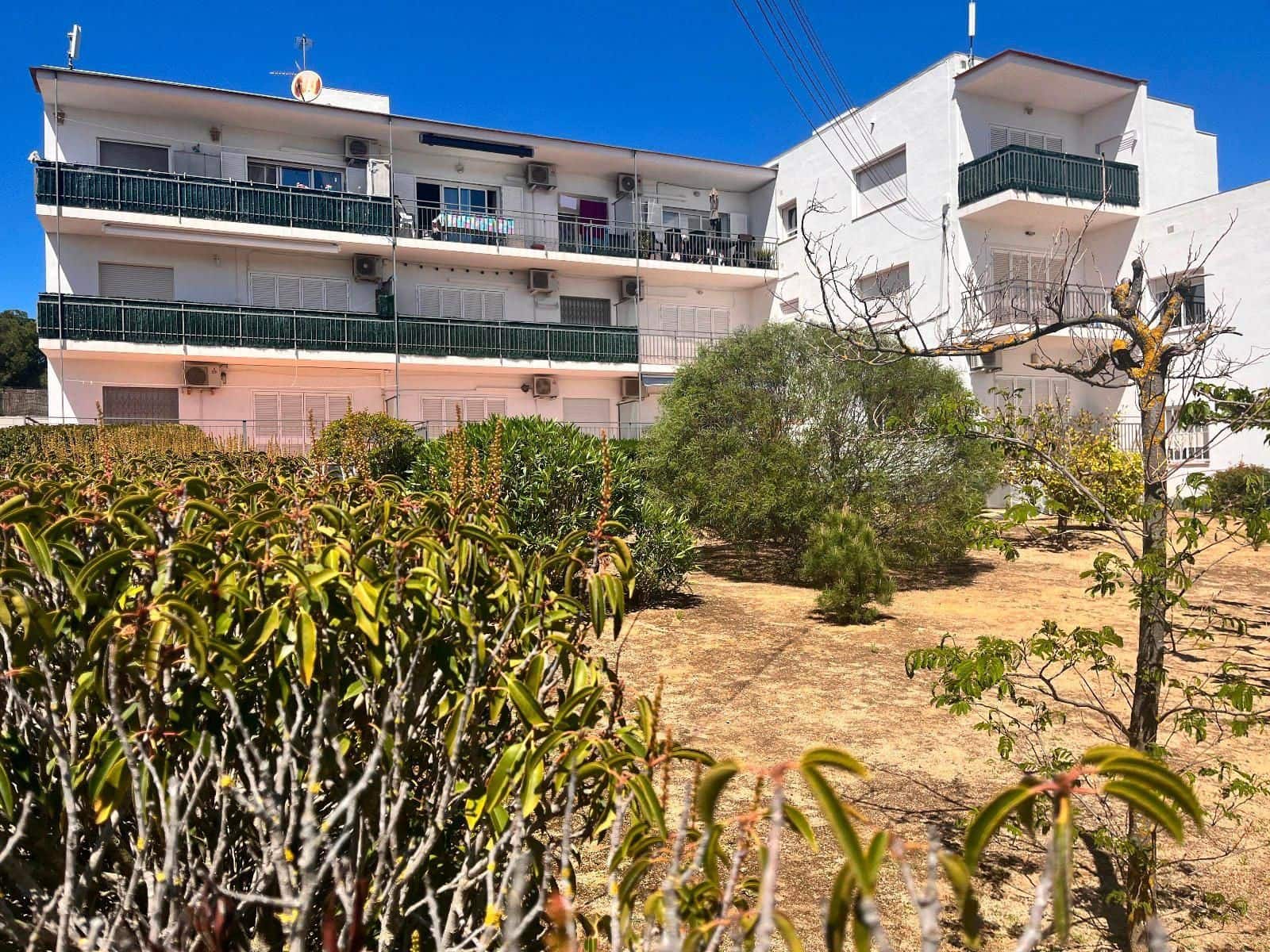 Piso de 2 habitaciones en Roses en venta con garaje - 175.000 € (Ref: 9605534)