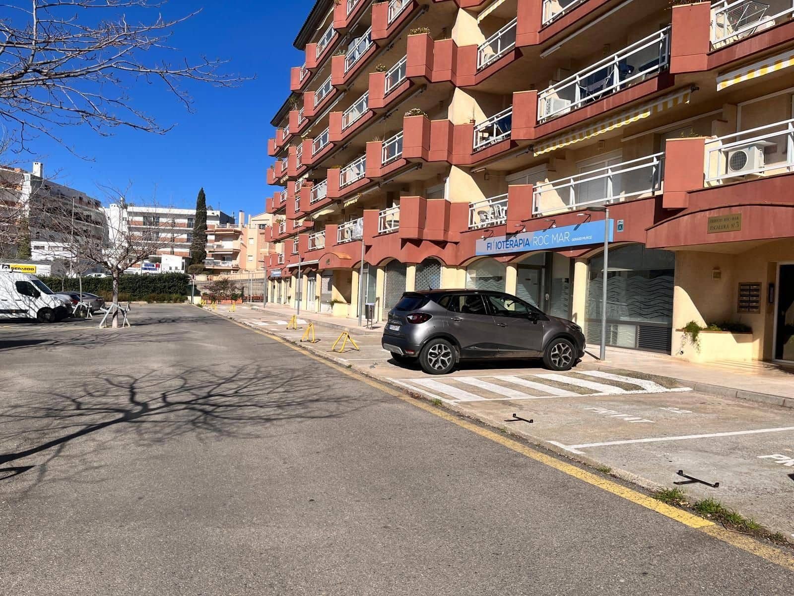 2 soveværelse Lejlighed til salg i Roses med garage - € 285.000 (Ref: 9610027)