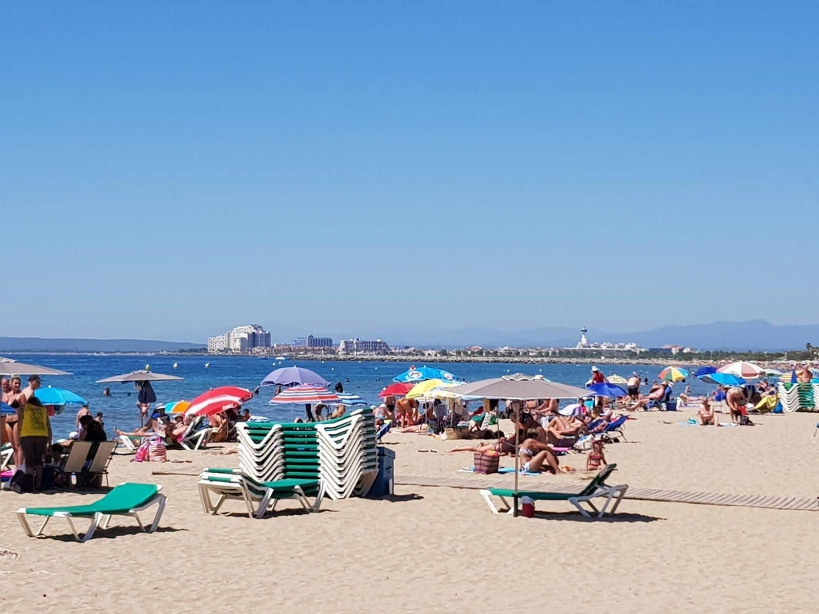 2 soveværelse Lejlighed til salg i Roses med garage - € 285.000 (Ref: 9610027)