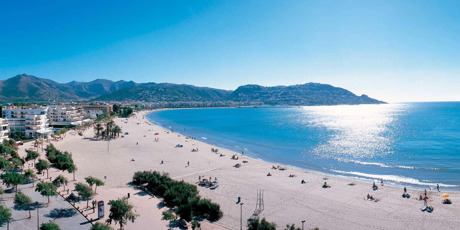 2 soveværelse Lejlighed til salg i Roses med garage - € 285.000 (Ref: 9610027)