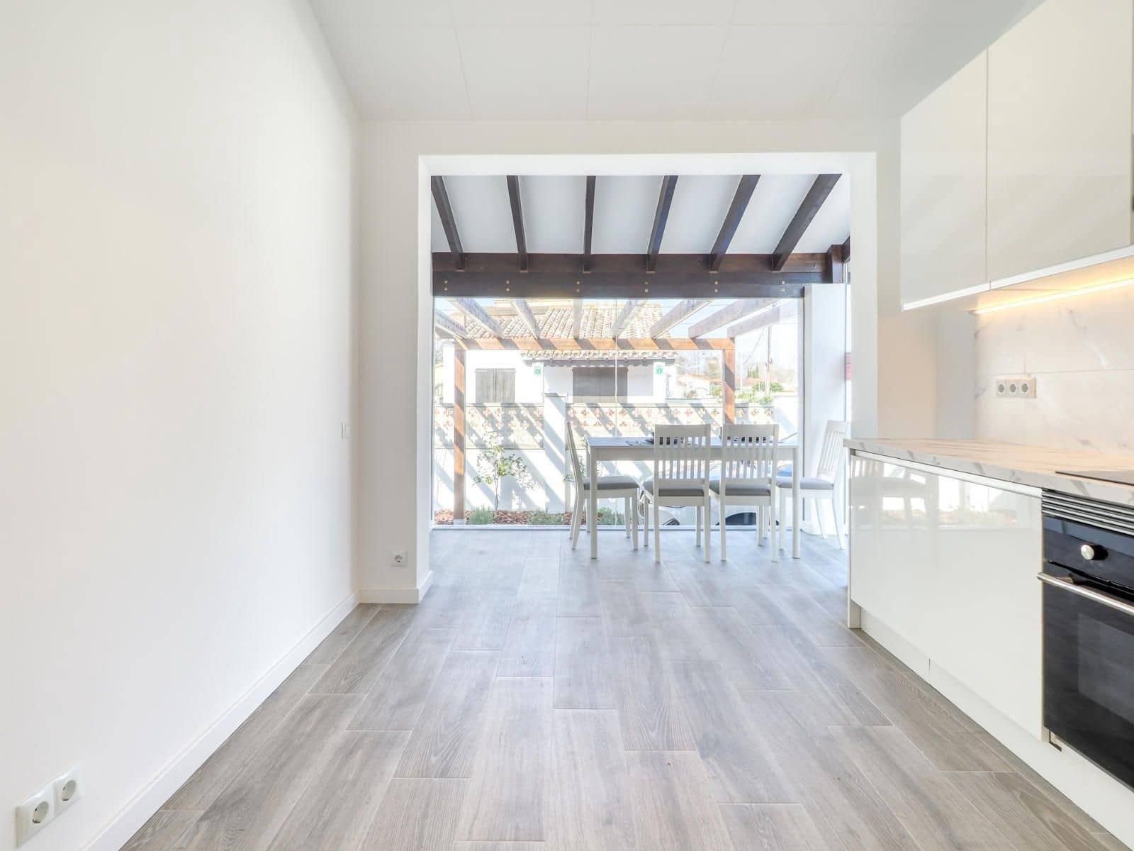 2 sypialnia Willa na sprzedaż w Empuriabrava - 339 000 € (Ref: 9610028)