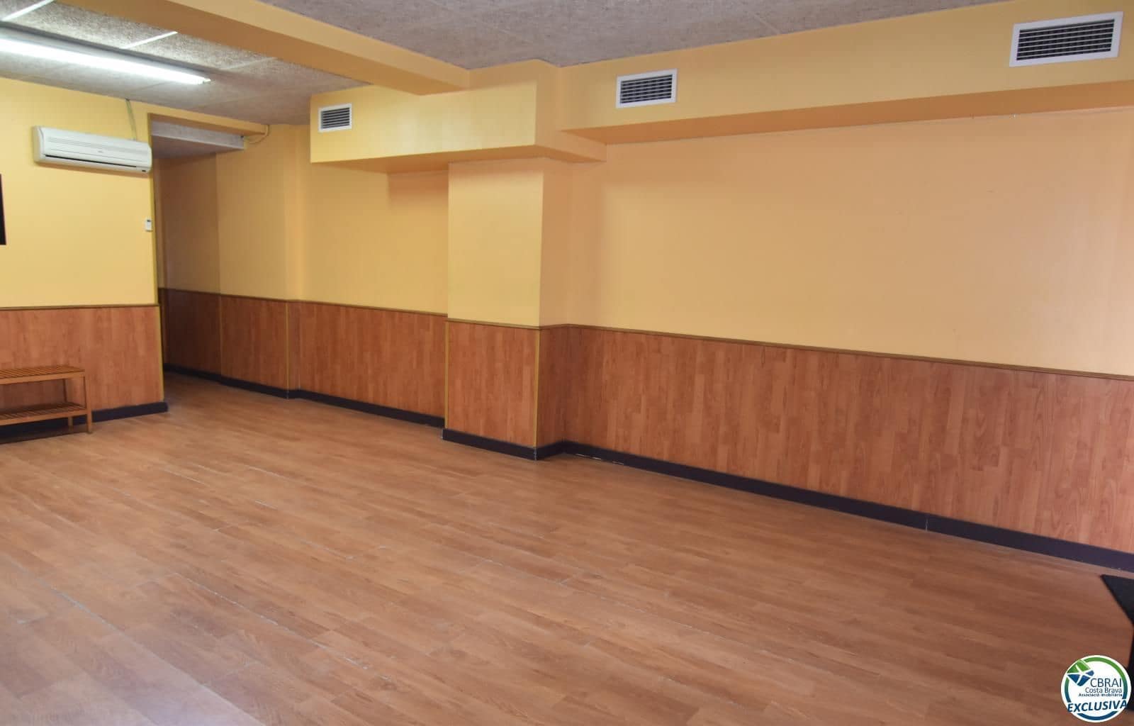 Local Comercial en Roses en venta - 140.000 € (Ref: 9642839)