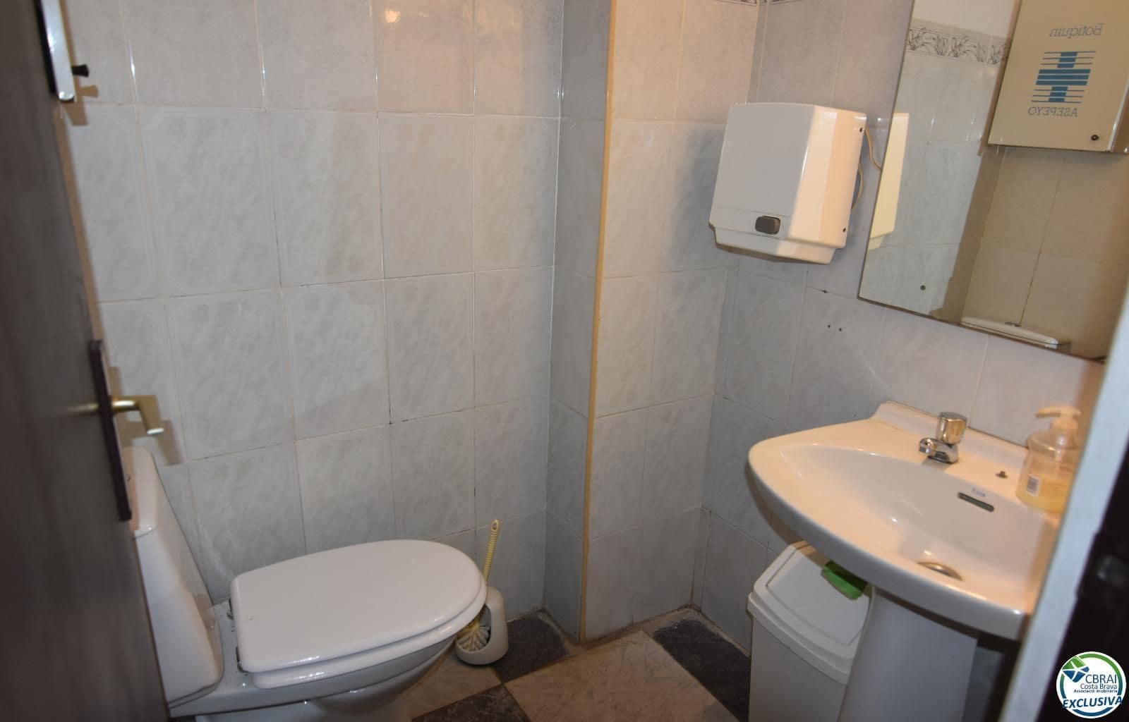 Local Comercial en Roses en venta - 140.000 € (Ref: 9642839)