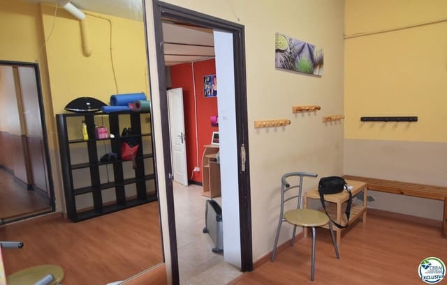 Local Comercial en Roses en venta - 140.000 € (Ref: 9642839)