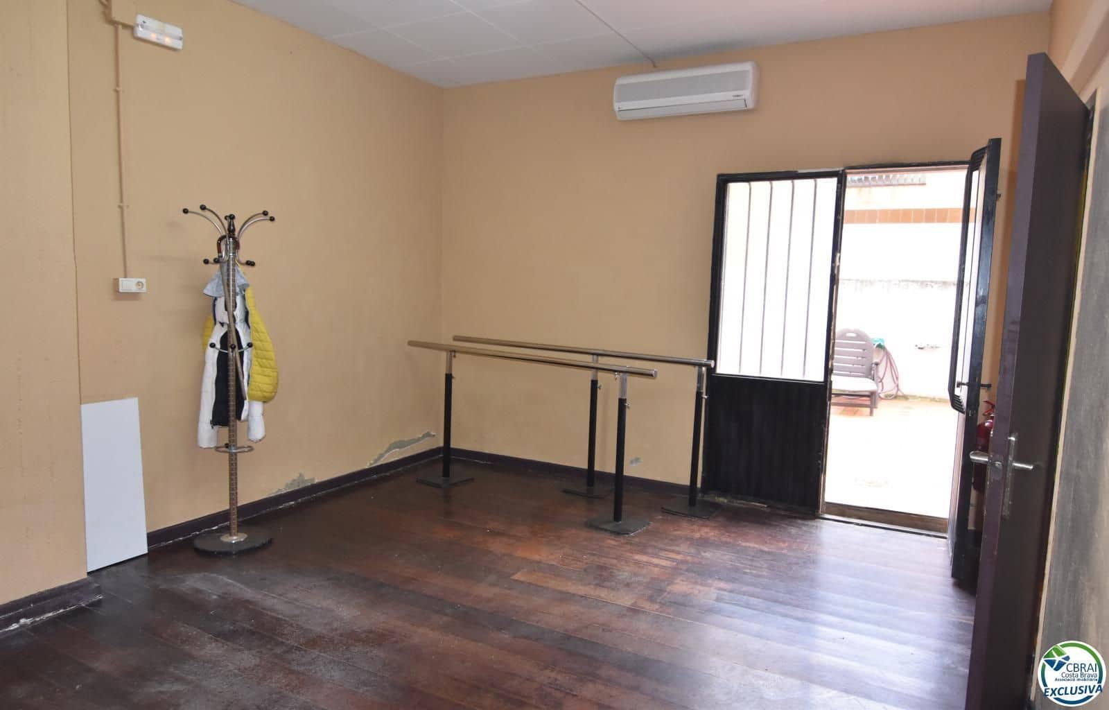 Local Comercial en Roses en venta - 140.000 € (Ref: 9642839)