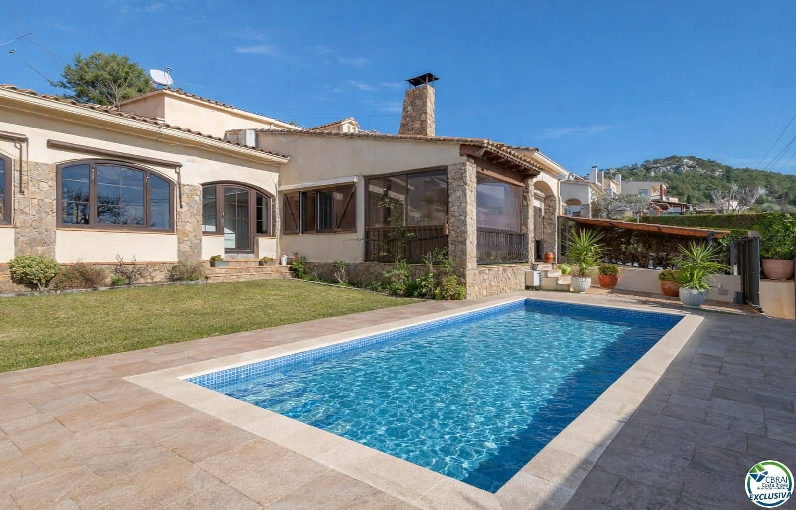 4 chambre Villa/Maison à vendre à L'Estartit avec garage - 455 000 € (Ref: 9645868)