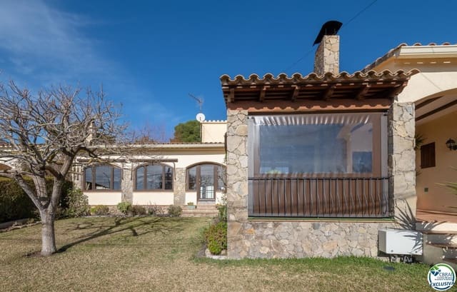 4 chambre Villa/Maison à vendre à L'Estartit, Torroella de Montgrí avec garage - 455 000 € (Ref: 9645868)