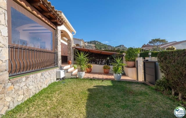 4 chambre Villa/Maison à vendre à L'Estartit, Torroella de Montgrí avec garage - 455 000 € (Ref: 9645868)