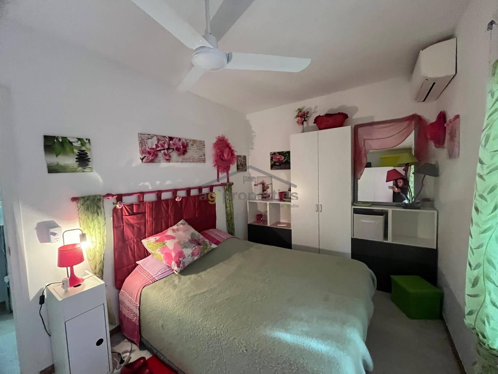 Piso de 2 habitaciones en Roses en venta - 300.000 € (Ref: 9649921)