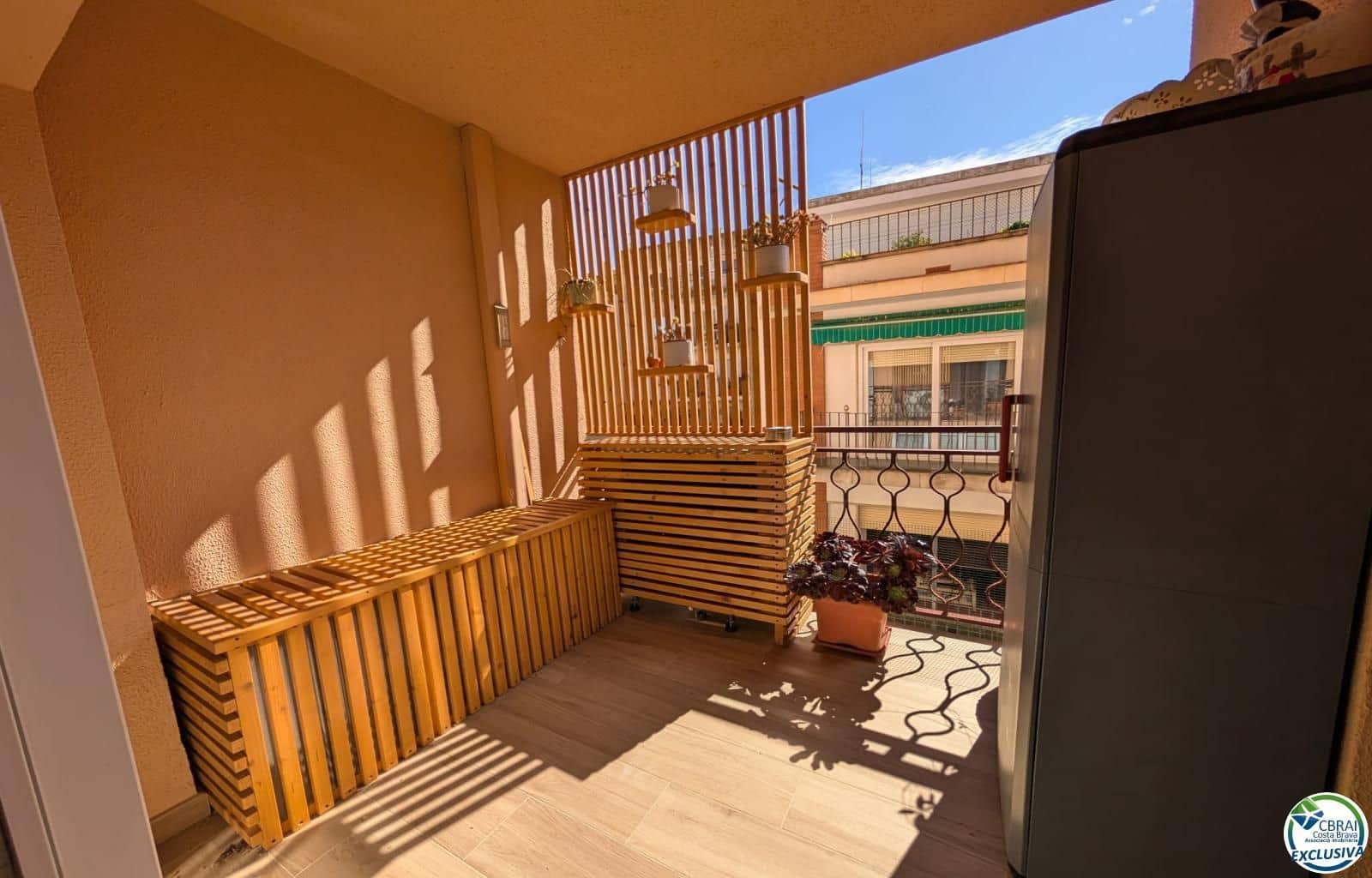 3 bedroom Flat for sale in Roses - € 295,000 (Ref: 9674791)