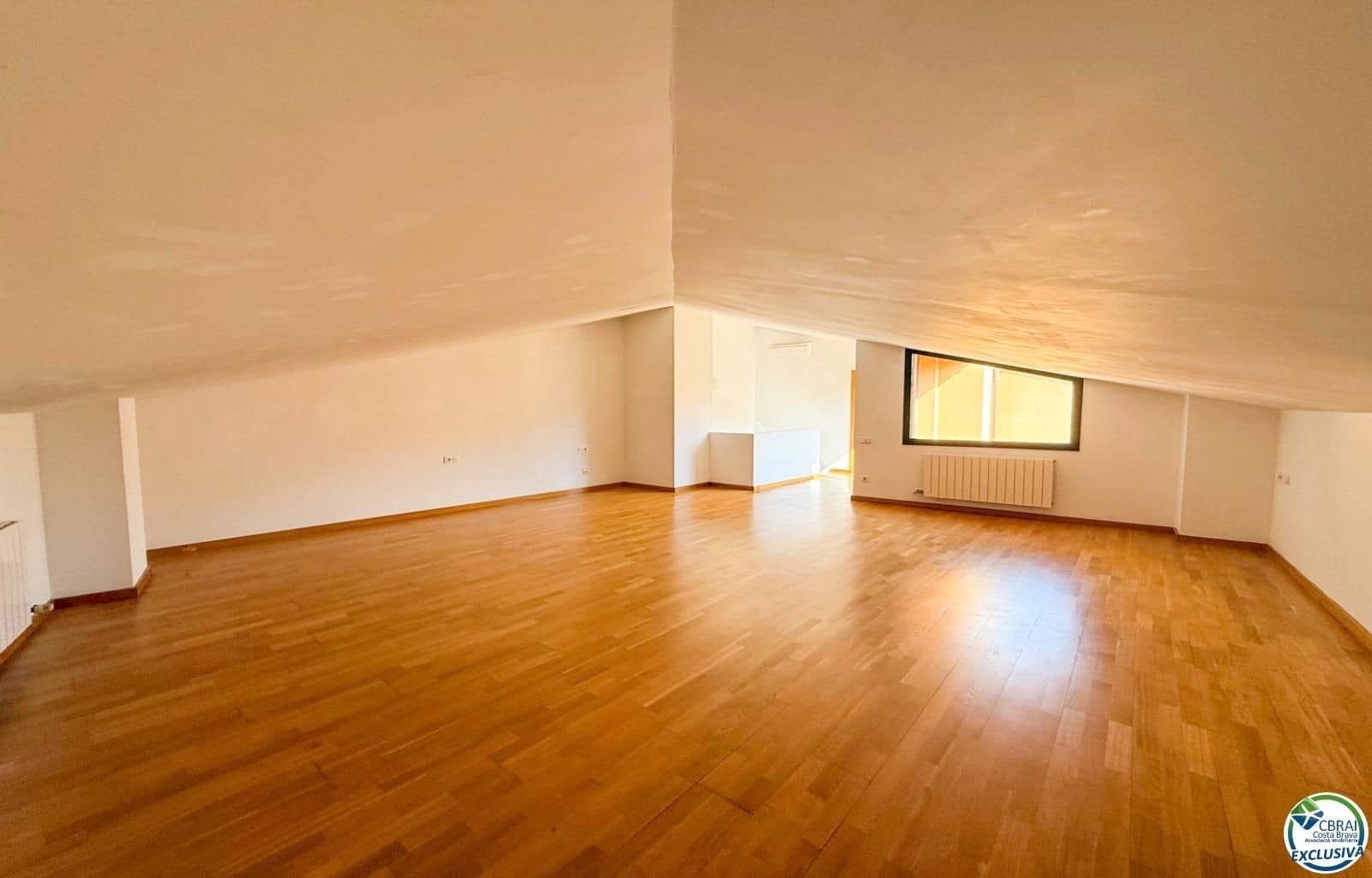 3 bedroom Flat for sale in Figueres - € 235,000 (Ref: 9674792)