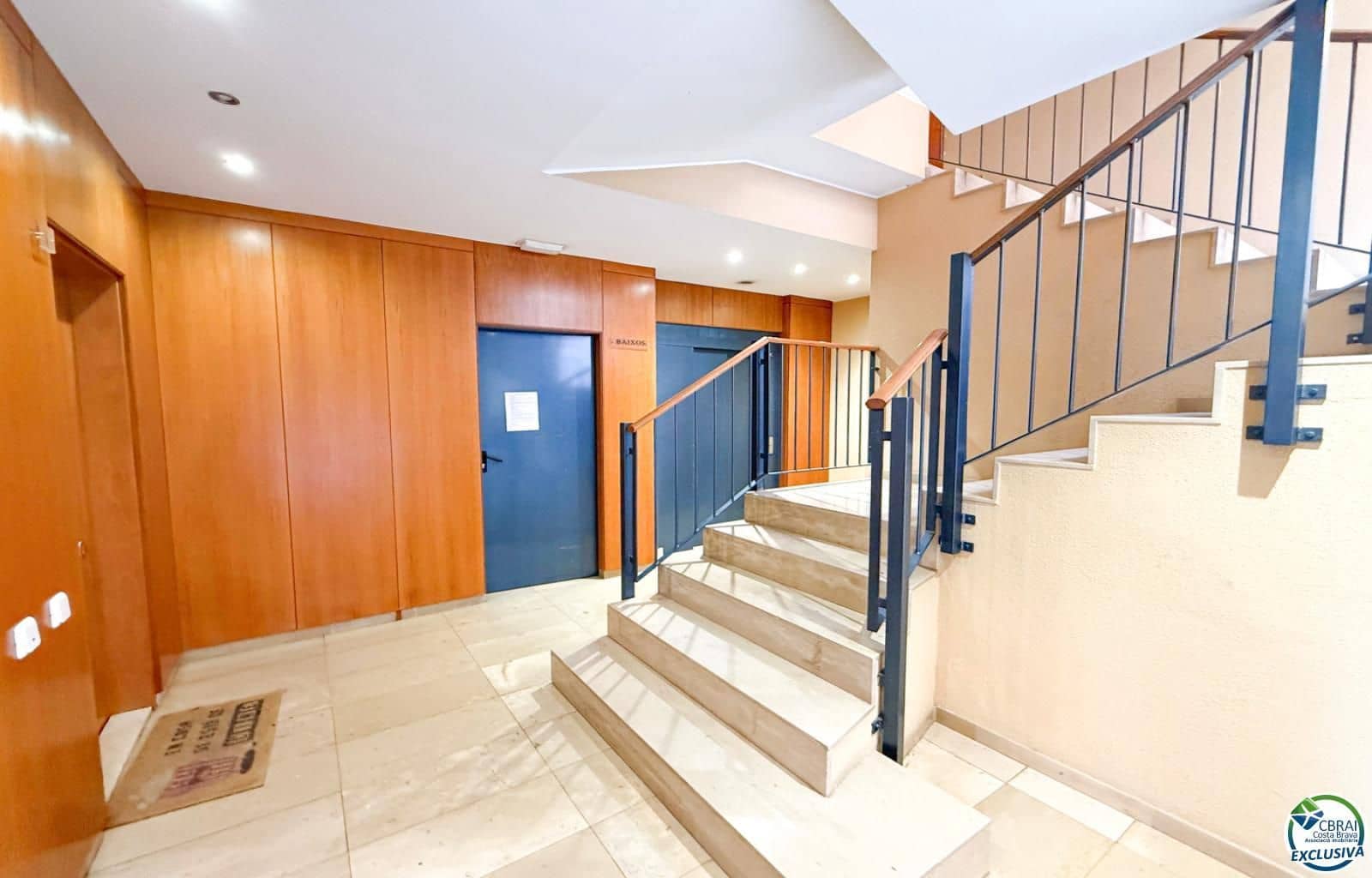 3 bedroom Flat for sale in Figueres - € 235,000 (Ref: 9674792)