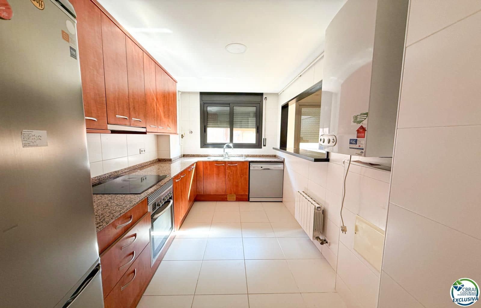 3 bedroom Flat for sale in Figueres - € 235,000 (Ref: 9674792)