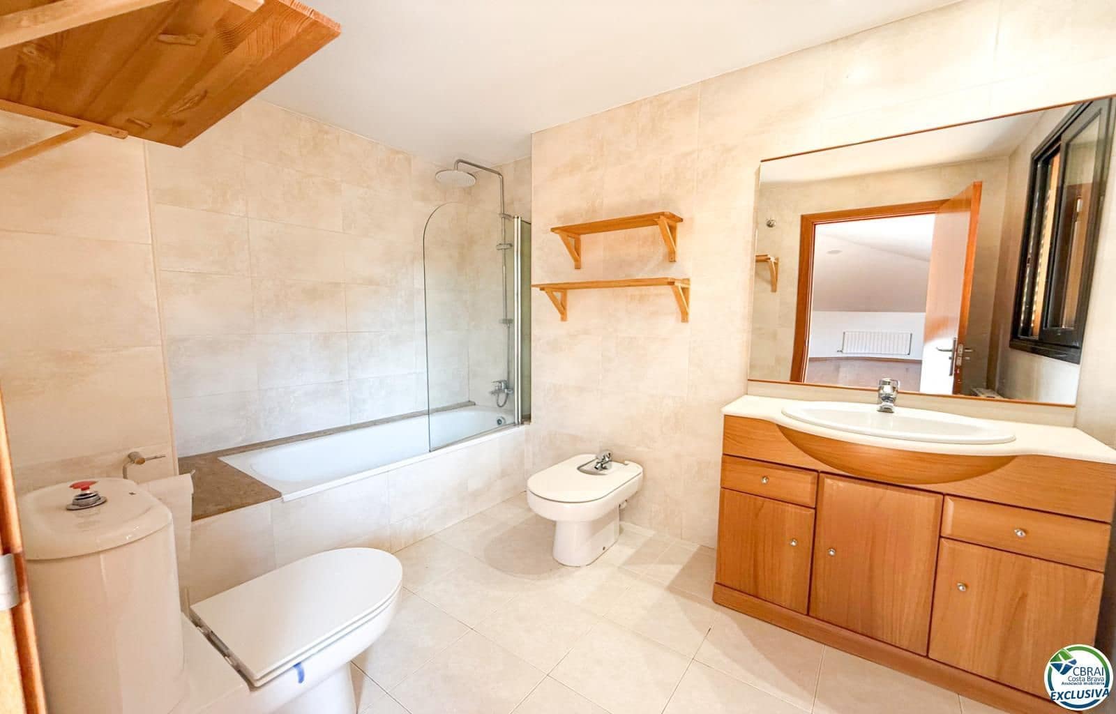 3 bedroom Flat for sale in Figueres - € 235,000 (Ref: 9674792)