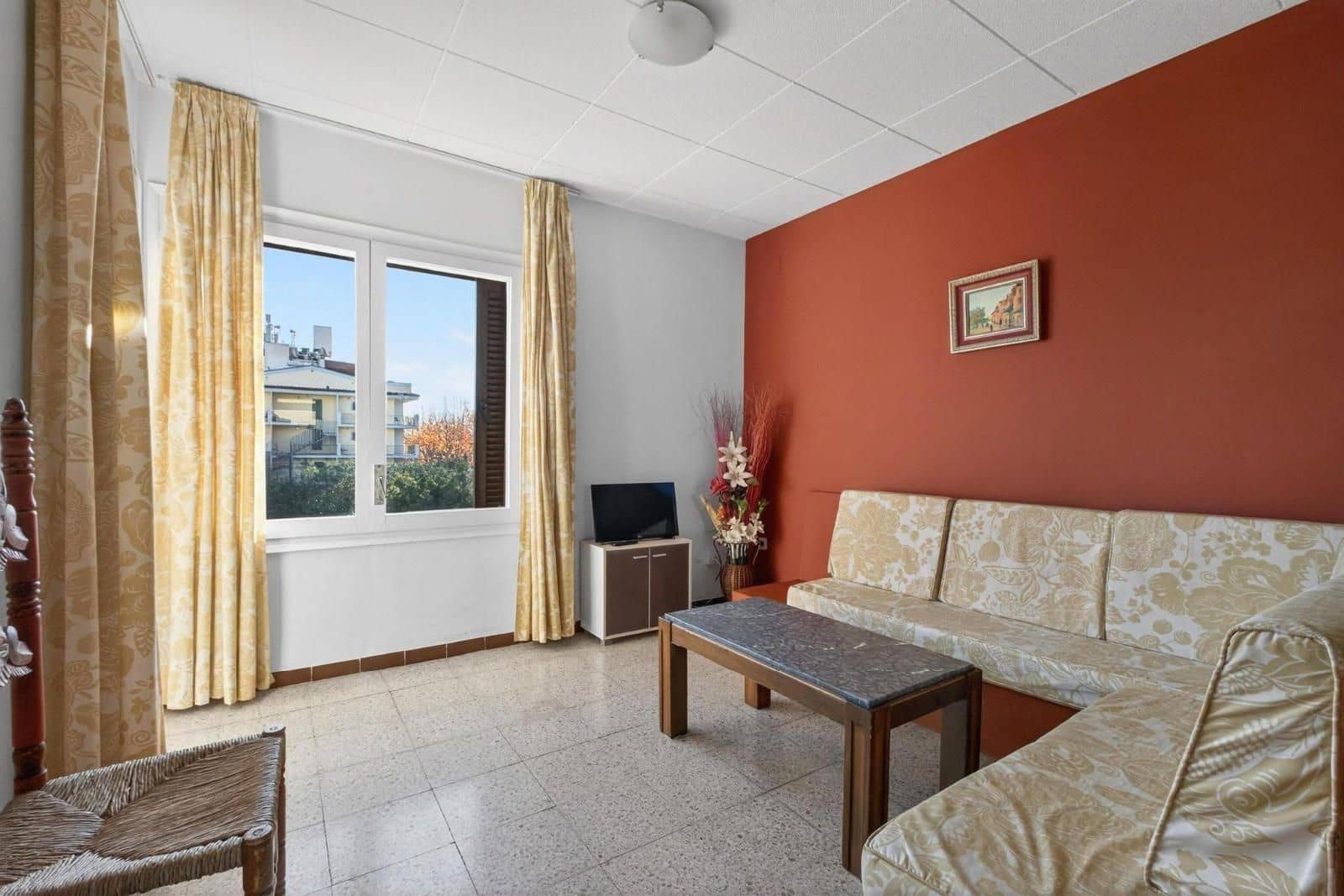 2 bedroom Flat for sale in Empuriabrava with pool garage - € 170,000 (Ref: 9674793)