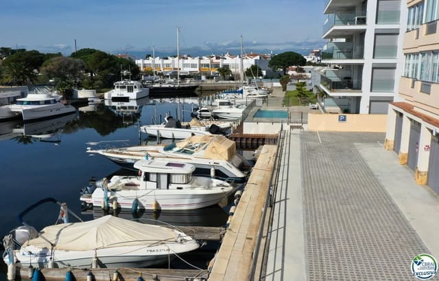 Garage for sale in Santa Margarida, Roses - € 40,000 (Ref: 9675155)