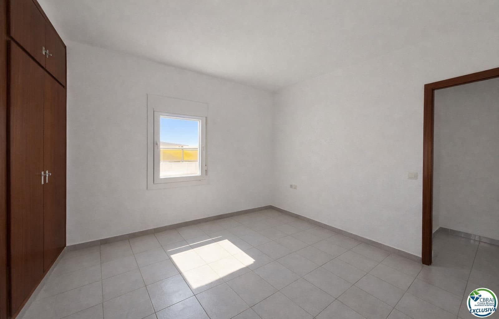 4 slaapkamer Villa te koop in Torroella de Montgri met garage - € 256.000 (Ref: 9699301)