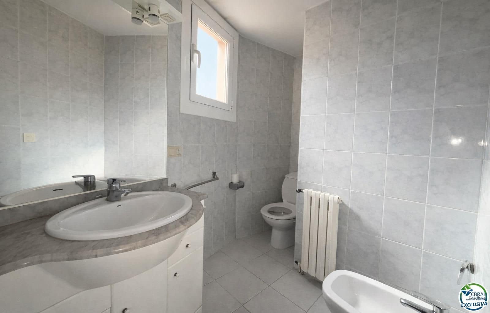 4 slaapkamer Villa te koop in Torroella de Montgri met garage - € 256.000 (Ref: 9699301)