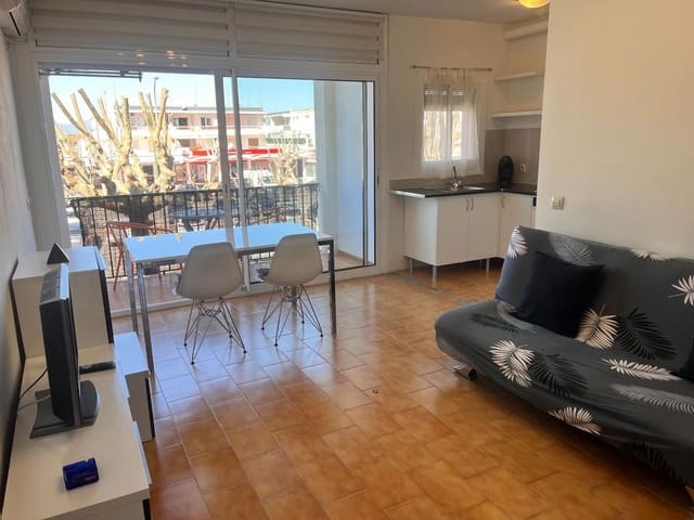 1 slaapkamer Flat te koop in Empuriabrava, Castelló d'Empúries met zwembad - € 135.000 (Ref: 9699303)