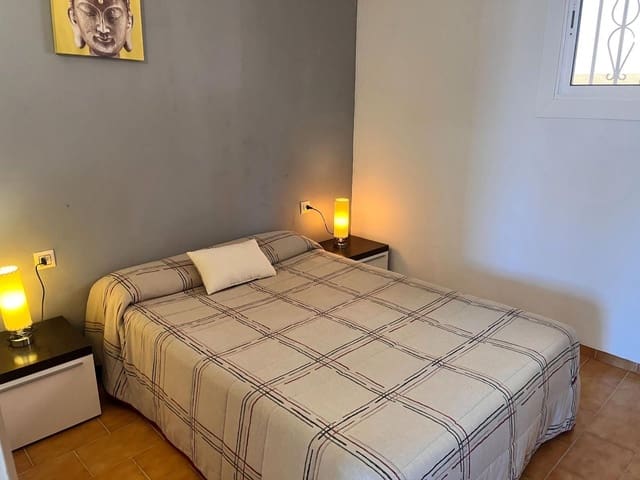 1 slaapkamer Flat te koop in Empuriabrava, Castelló d'Empúries met zwembad - € 135.000 (Ref: 9699303)