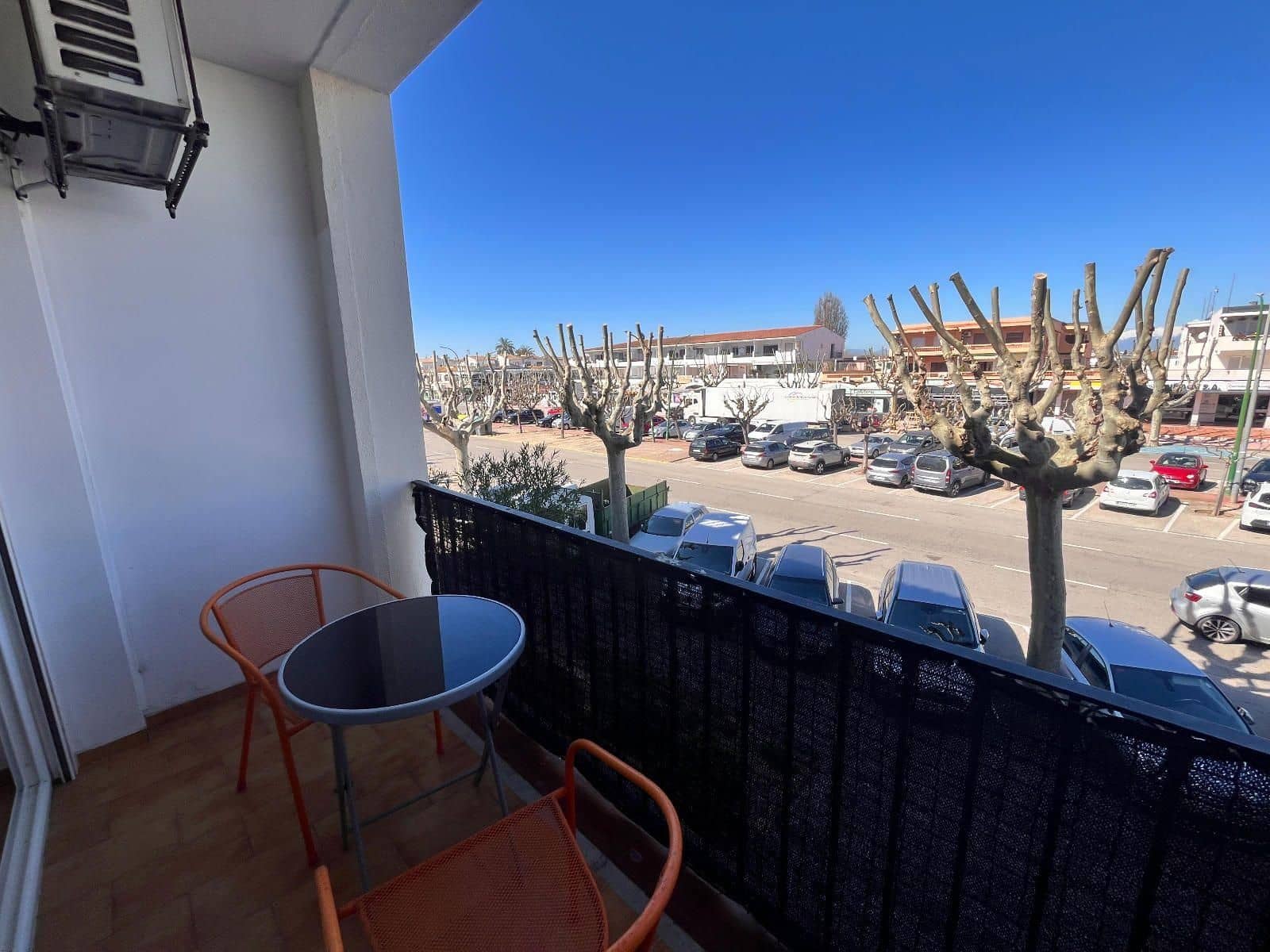 1 bedroom Flat for sale in Empuriabrava with pool - € 135,000 (Ref: 9699303)