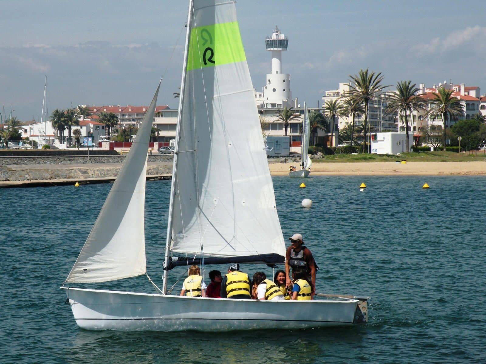 1 bedroom Flat for sale in Empuriabrava with pool - € 135,000 (Ref: 9699303)