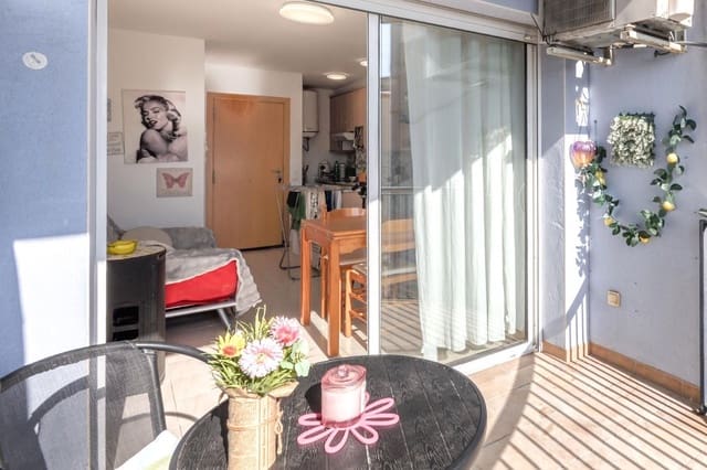 2 sovrum Lägenhet till salu i Santa Margarida, Roses - 175 000 € (Ref: 9700129)