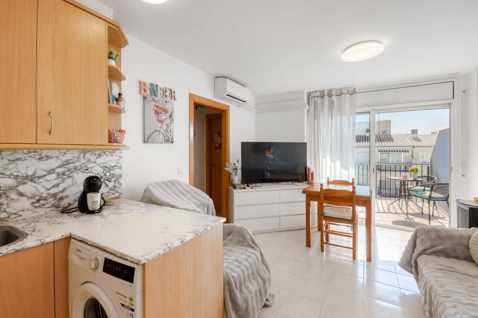 2 sovrum Lägenhet till salu i Roses - 175 000 € (Ref: 9700129)