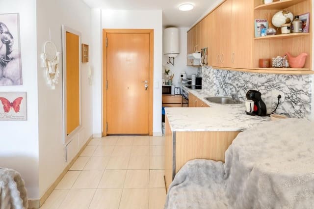 2 sovrum Lägenhet till salu i Santa Margarida, Roses - 175 000 € (Ref: 9700129)