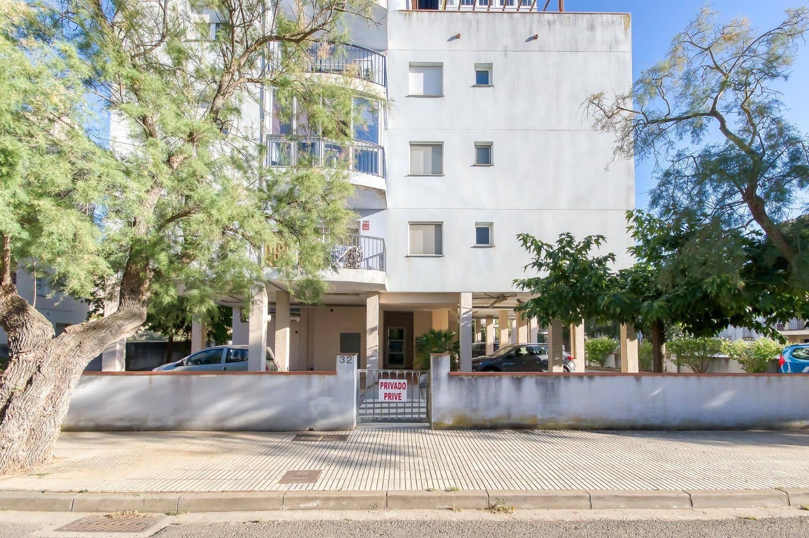 2 sovrum Lägenhet till salu i Roses - 175 000 € (Ref: 9700129)