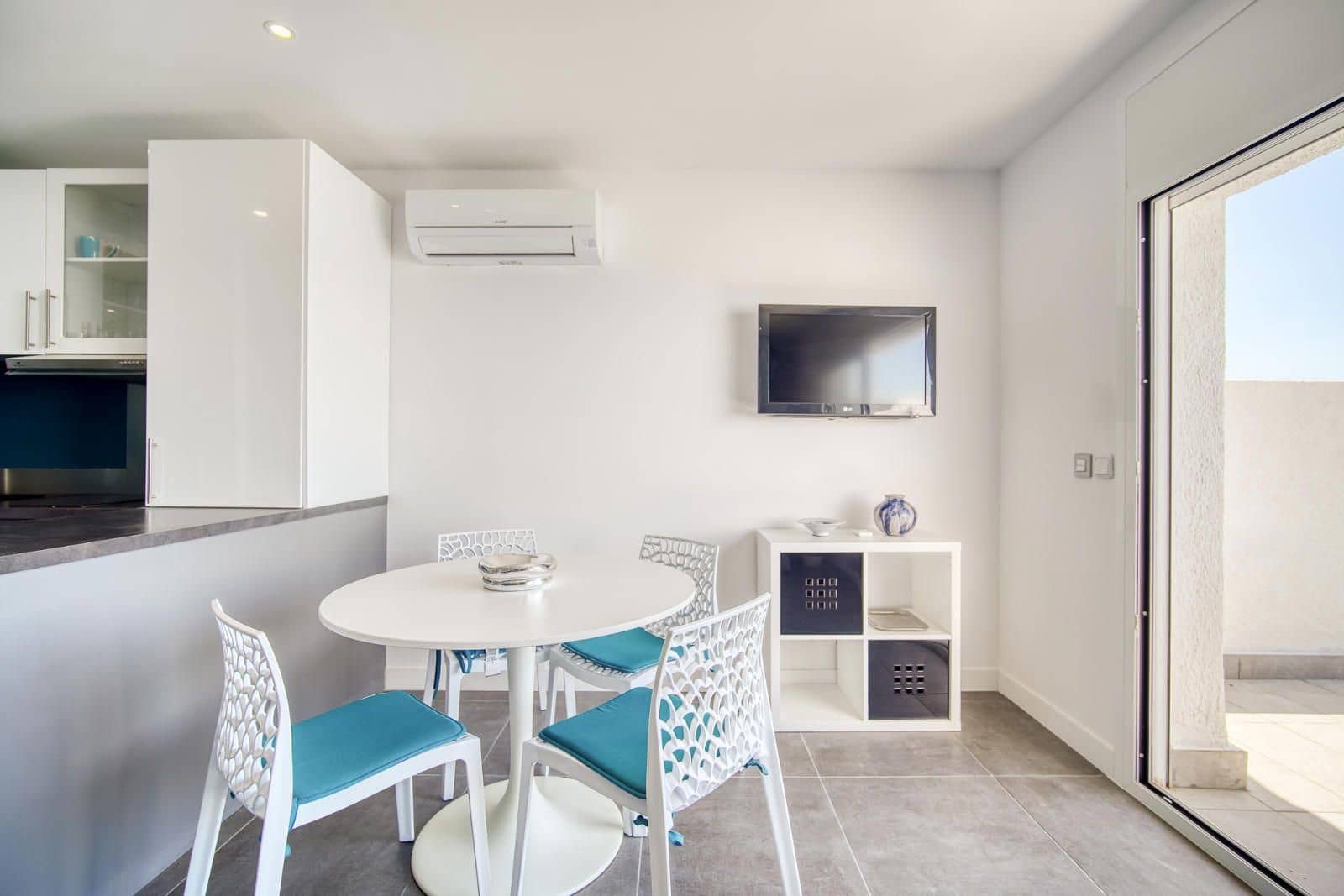 1 bedroom Flat for sale in Roses with garage - € 399,000 (Ref: 9708023)