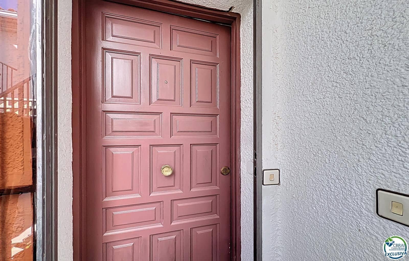 1 quarto Apartamento para venda em Roses com piscina garagem - 205 000 € (Ref: 9708024)