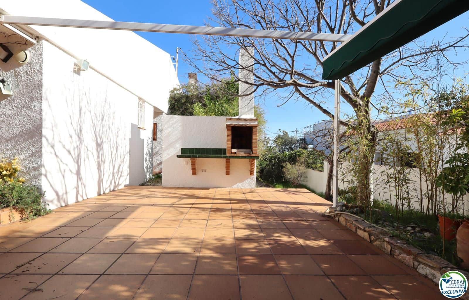 3 bedroom Villa for sale in El Port de la Selva - € 840,000 (Ref: 9709200)