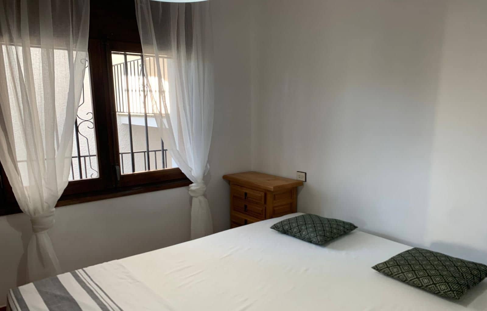 1 bedroom Flat for sale in Roses with pool garage - € 139,000 (Ref: 9714020)