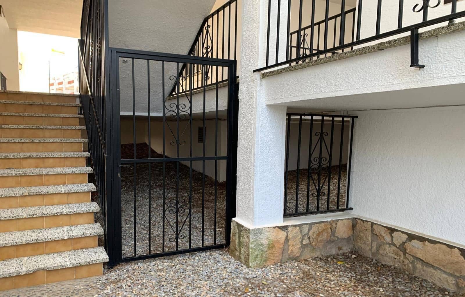 1 bedroom Flat for sale in Roses with pool garage - € 139,000 (Ref: 9714020)