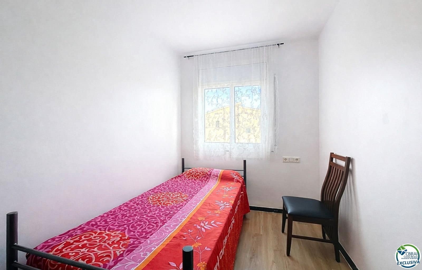 2 soverom Villa til salgs i Empuriabrava med svømmebasseng - € 179 000 (Ref: 9714268)