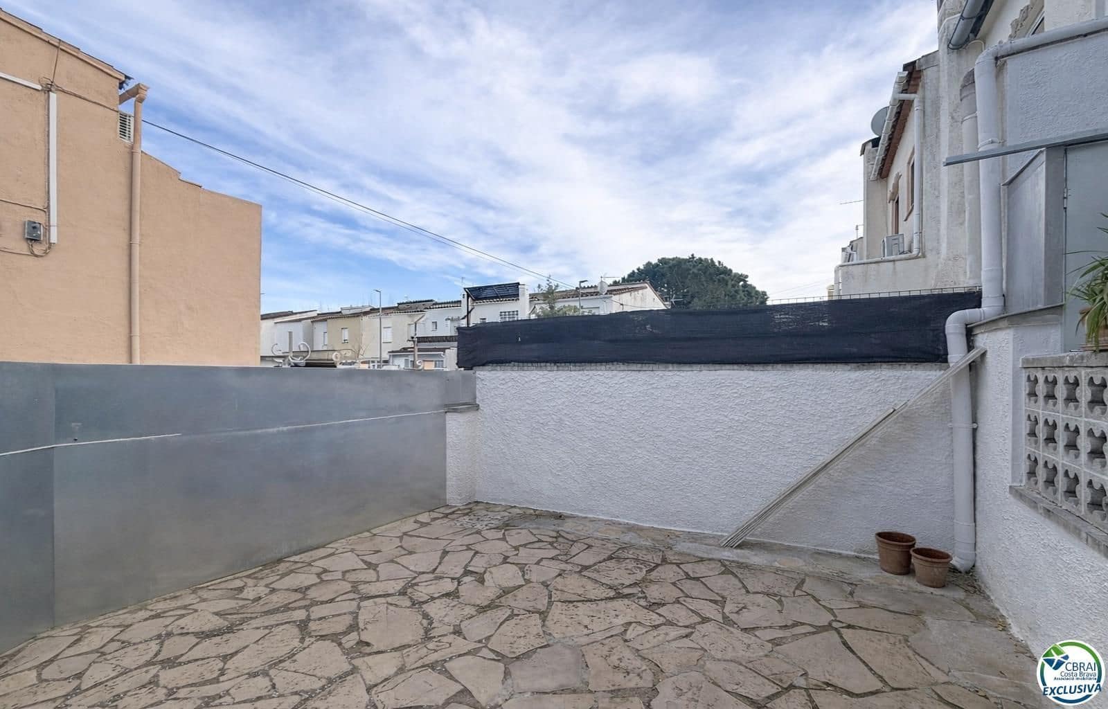 2 soverom Villa til salgs i Empuriabrava med svømmebasseng - € 179 000 (Ref: 9714268)