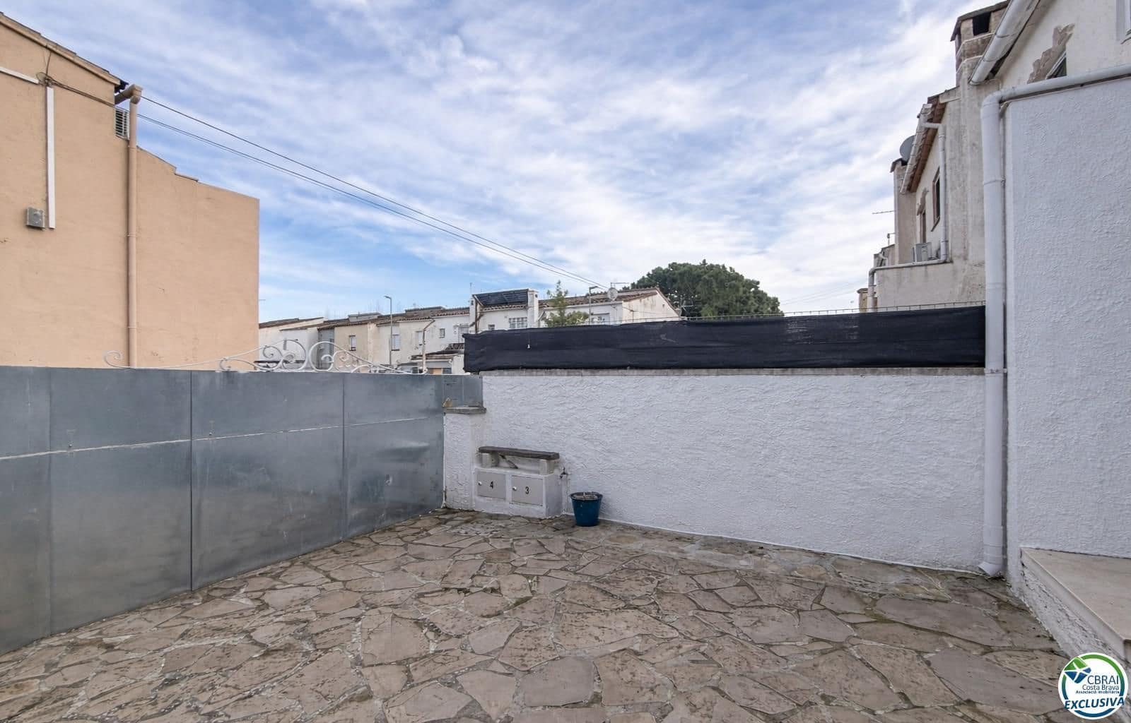 2 soverom Villa til salgs i Empuriabrava med svømmebasseng - € 179 000 (Ref: 9714268)