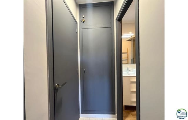 1 quarto Apartamento para venda em Empuriabrava, Castelló d'Empúries - 165 000 € (Ref: 9714270)