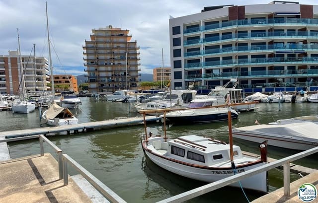 Garage for sale in Santa Margarida, Roses - € 85,000 (Ref: 9714271)