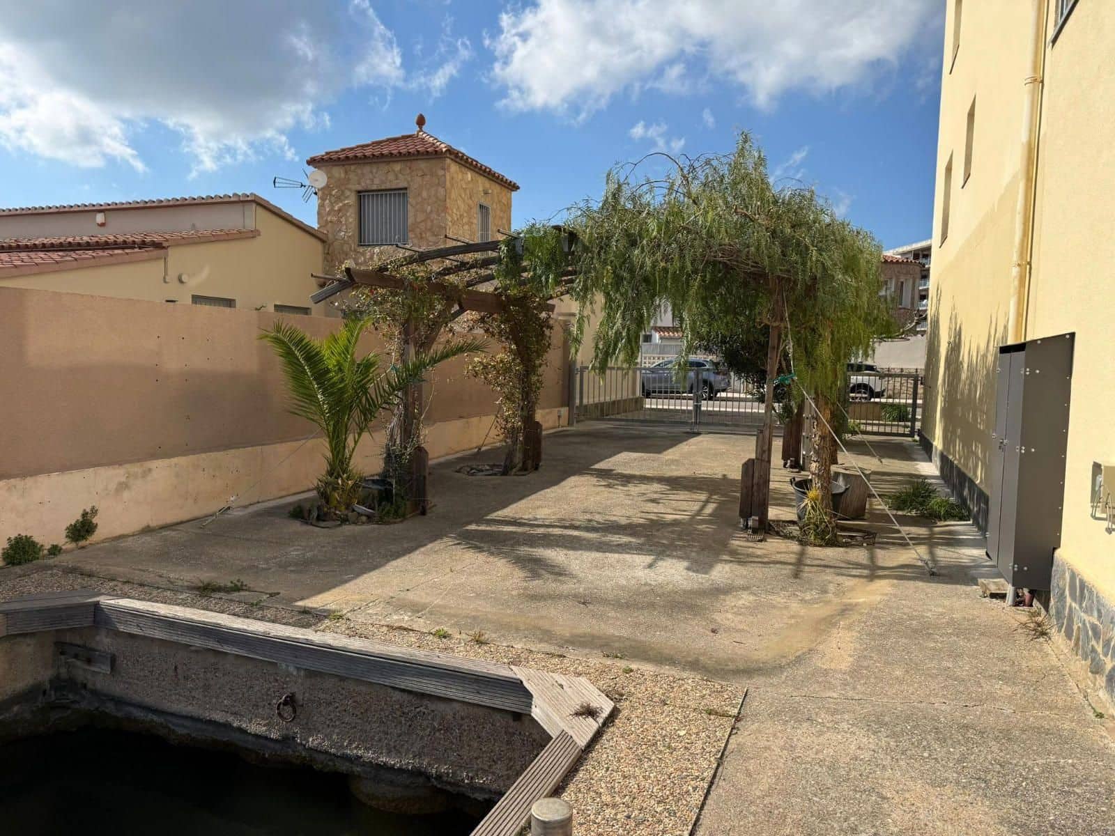 Garage for sale in Santa Margarida - € 150,000 (Ref: 9714273)