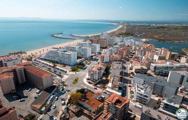 Piso de 2 habitaciones en Santa Margarida, Roses en venta con garaje - 310.000 € (Ref: 9720507)