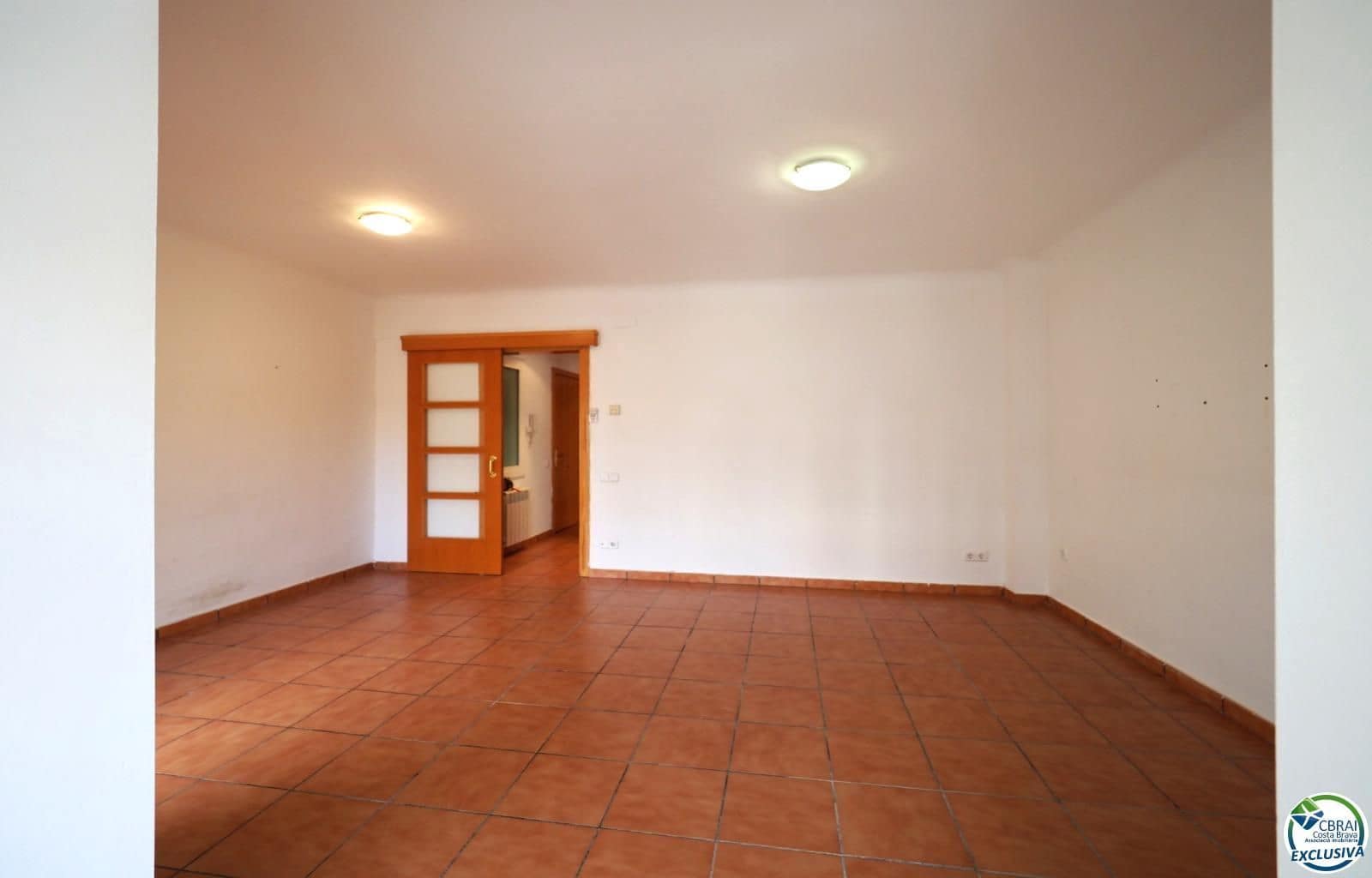 3 bedroom Flat for sale in Roses - € 235,000 (Ref: 9762318)