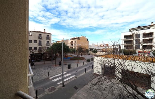 3 quarto Apartamento para venda em Roses - 235 000 € (Ref: 9762318)