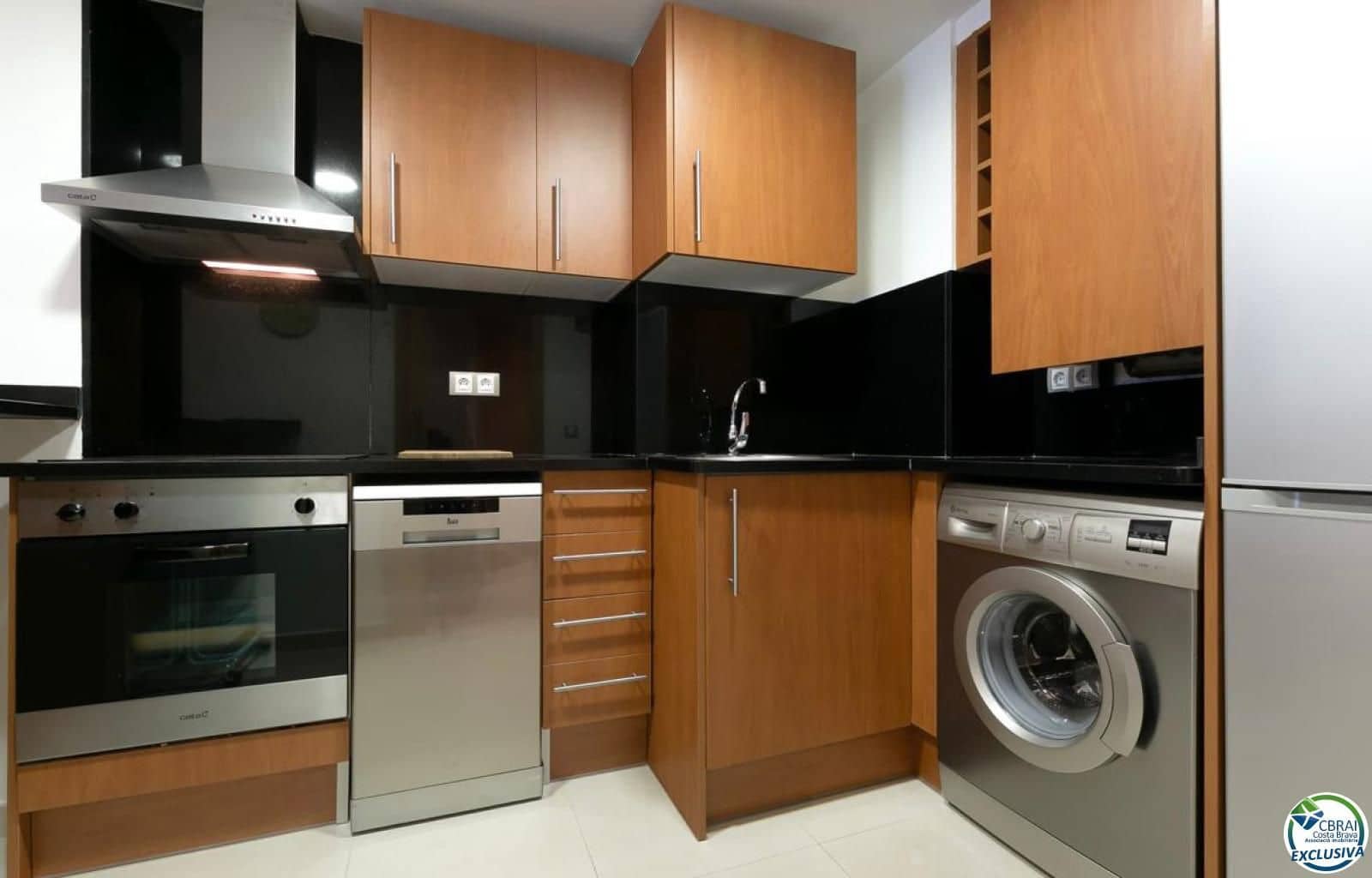 3 soverom Leilighet til salgs i Roses med garasje - € 439 000 (Ref: 9762319)