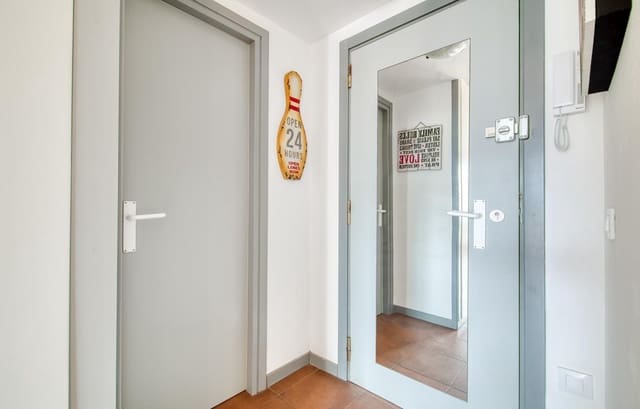 1 sypialnia Mieszkanie na sprzedaż w Santa Margarida, Roses z basenem - 144 000 € (Ref: 9765331)