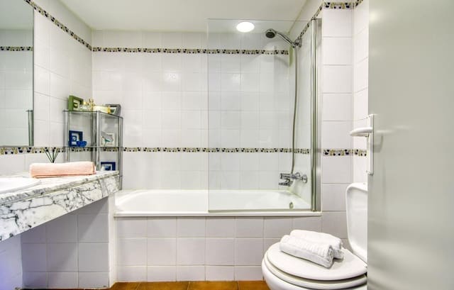 1 sypialnia Mieszkanie na sprzedaż w Santa Margarida, Roses z basenem - 144 000 € (Ref: 9765331)