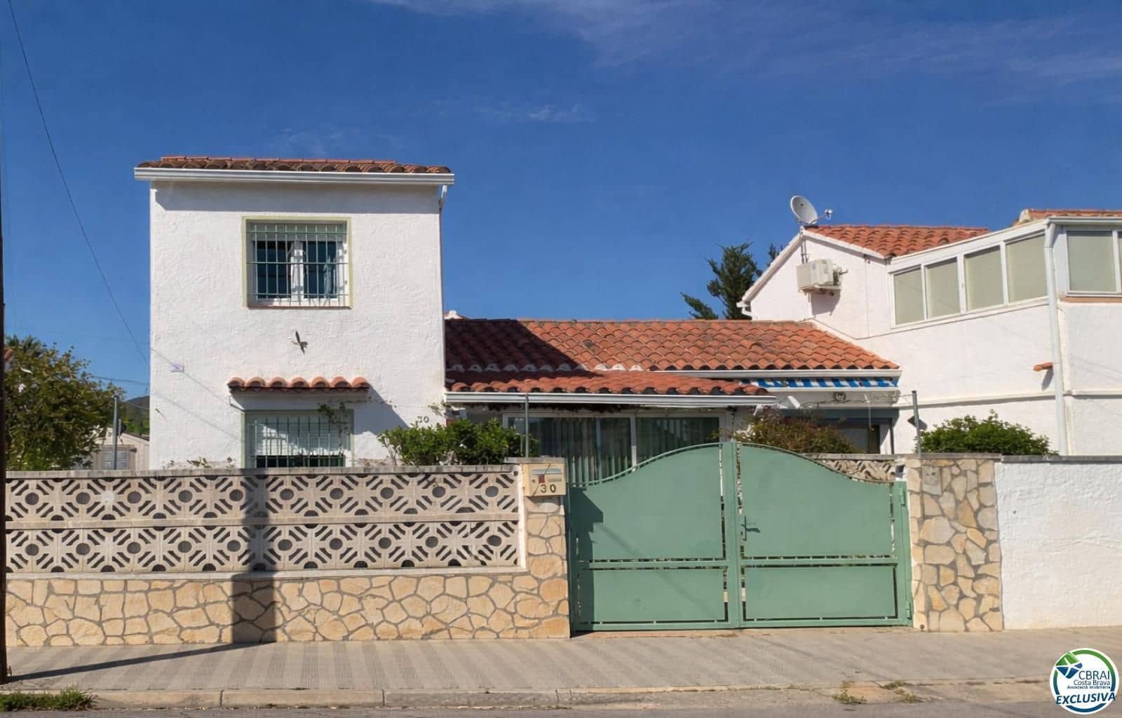3 bedroom Villa for sale in Santa Margarida with pool - € 349,000 (Ref: 9771030)