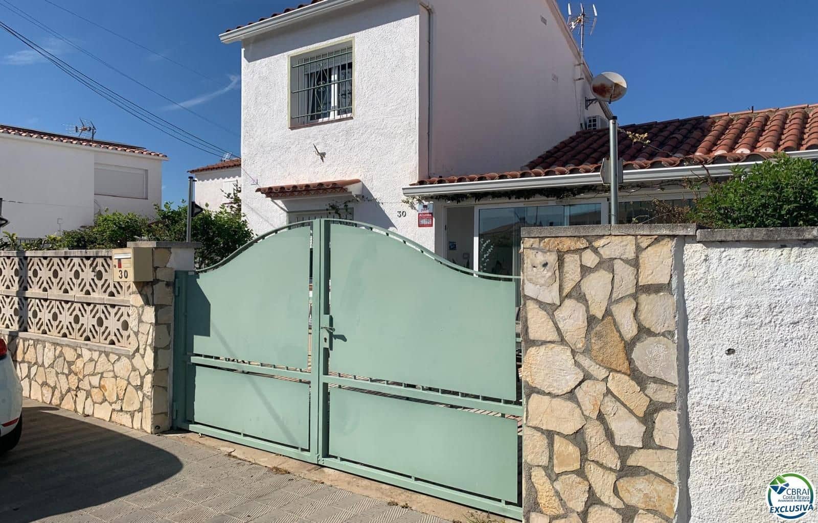 3 bedroom Villa for sale in Santa Margarida with pool - € 349,000 (Ref: 9771030)